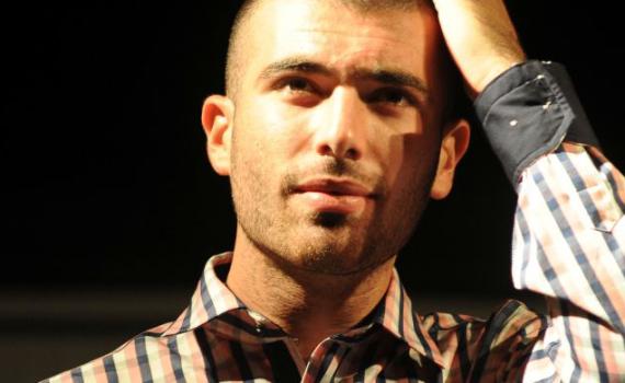 בגלל הויזה: המופע של עומר אדם בארה"ב- בסכנת ביטול