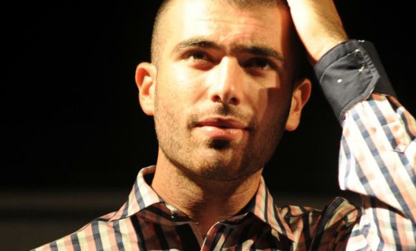 בגלל הויזה: המופע של עומר אדם בארה"ב- בסכנת ביטול