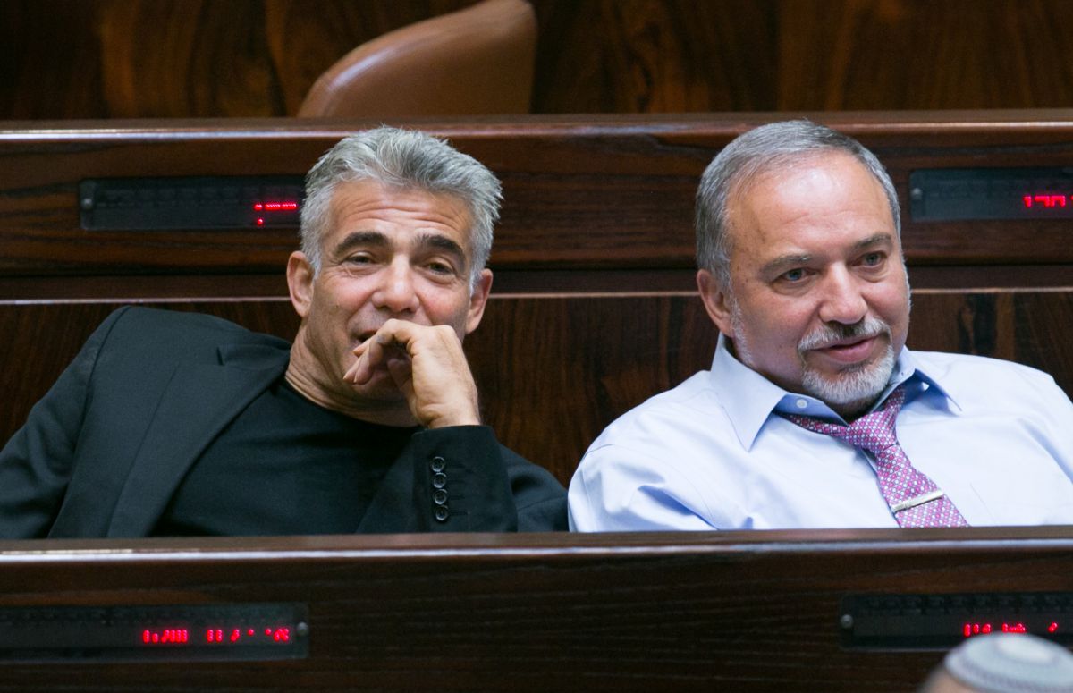 ליברמן ולפיד, אל תעצרו את המהפכה החרדית