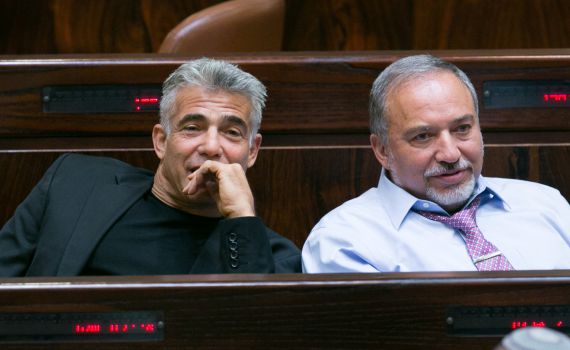 ליברמן ולפיד, אל תעצרו את המהפכה החרדית