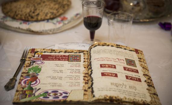 האם עדיין צריך לומר בהגדה "השתא עבדי"?