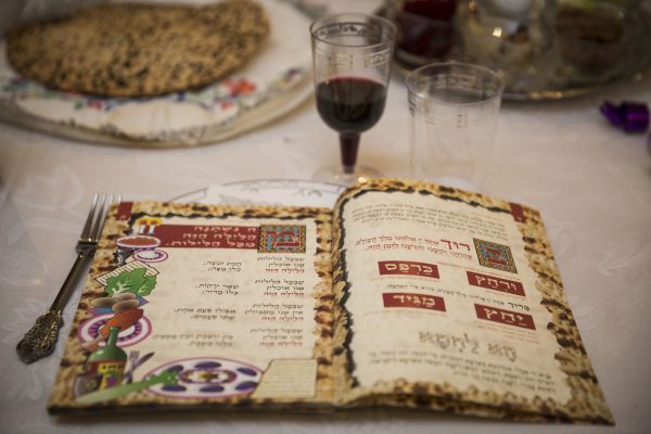 האם עדיין צריך לומר בהגדה "השתא עבדי"?