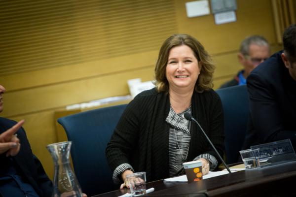 'לא נהיה פרעה': הפוסט המביך של הח"כית ממרצ