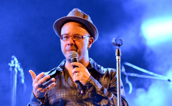 מנכ"ל רשת ב': קובי אוז יוכל להמשיך לשדר בתחנה