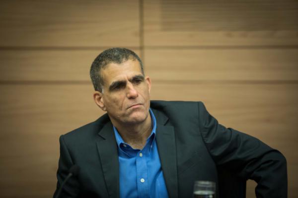מכה למוסי רז: לא יוכל להתמודד בבחירות הבאות