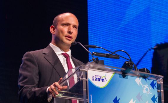 בנט על דברי הרב סדן: לא נכנס להסטריה ולא מגנה