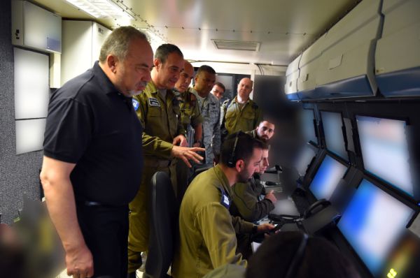 ליברמן מתריע: "המצב בצפון לא טוב"