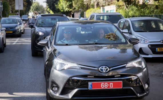 בנימין, שרה ויאיר נתניהו נחקרו בפרשה 4000