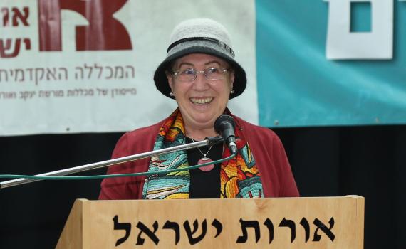 הרבנית הנקין יוצאת נגד העתירה לבג"צ בנושא בחינות נשים לרבנות