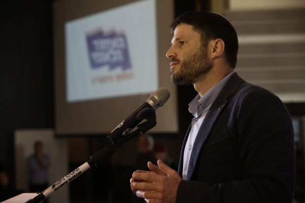 "אפשר לפתור את המשבר עם הבית היהודי ב-10 דקות"