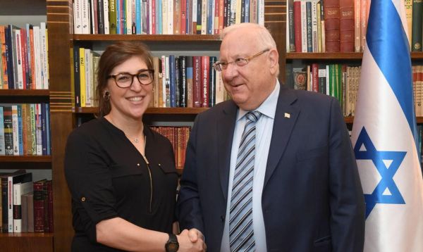 "גדלתי בתודעה ציונית": הכוכבת ההוליוודית בביקור מפתיע