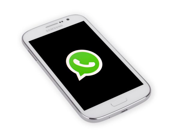 מדוע וואטסאפ מגבילה העברת הודעות בהודו?