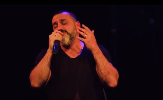 "קרה לי נס": לאחר התאונה- קובי אפללו שב לבמה