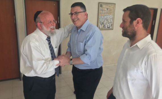 גדעון סער התברך אצל הרב סבתו: שותפים שלך בעשייה