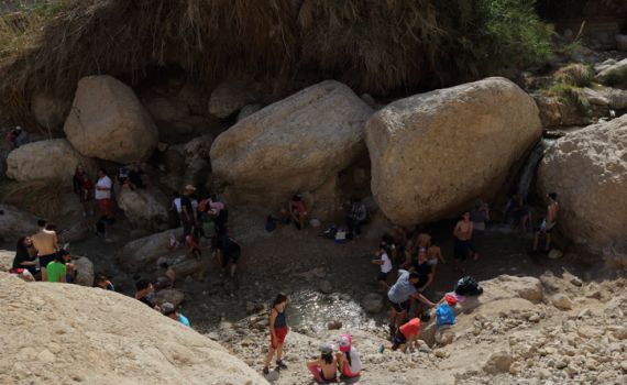טרגדיה בנחל דוד: אדם טייל לבד- ונפל אל מותו