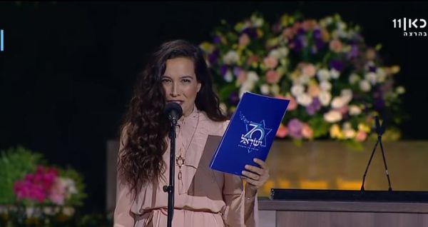 הוויכוח האופנתי שכמעט גרם ליעל אבקסיס לפרוש מהטקס