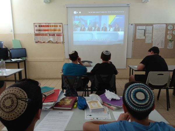 בבתי הספר של החמ"ד החלו ללמד את נאומה של מרים פרץ