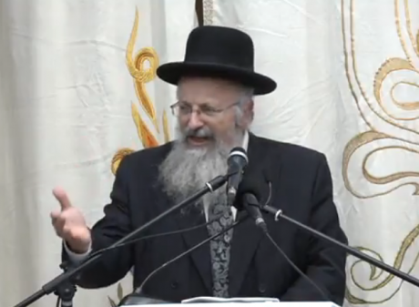 צפו: שיעורו השבועי של הרב שמואל אליהו