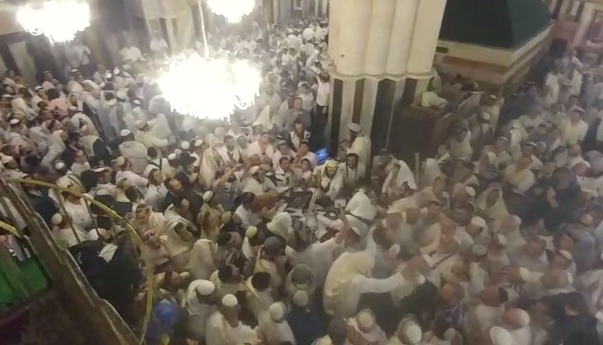 צפו: תפילת הלל עוצמתית עם הרב שמואל אליהו