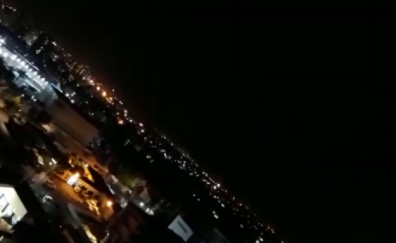 תיעוד מקומם: במהלך הצפירה- מופע זיקוקים. צפו