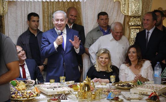 נתניהו במימונה: "מדברים על זכויות אדם עם דגל נאצי"