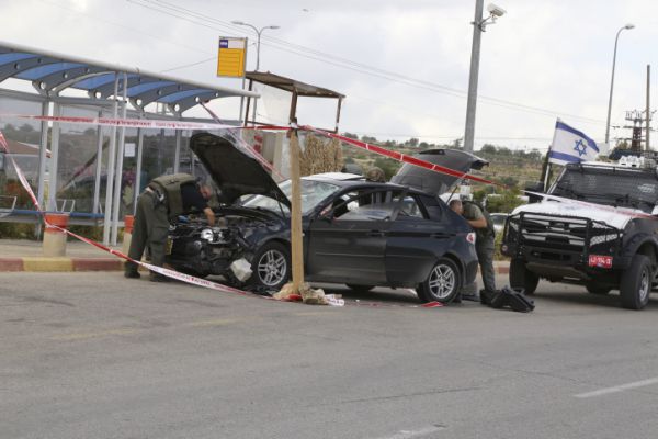 פלסטיני גנב רכב; התנגש בטרמפיאדה, נורה ונהרג