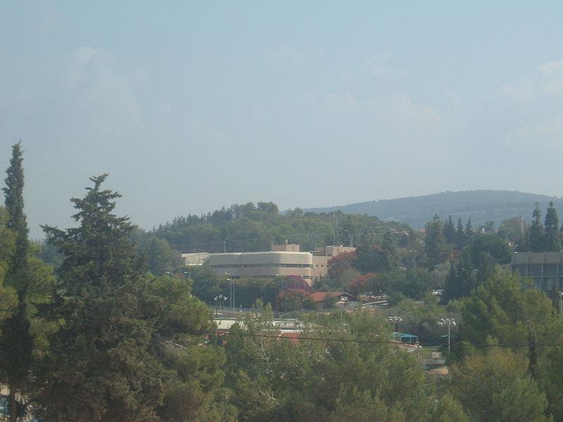 בית ספר מפגיש תלמידים עם פליטה אריתראית