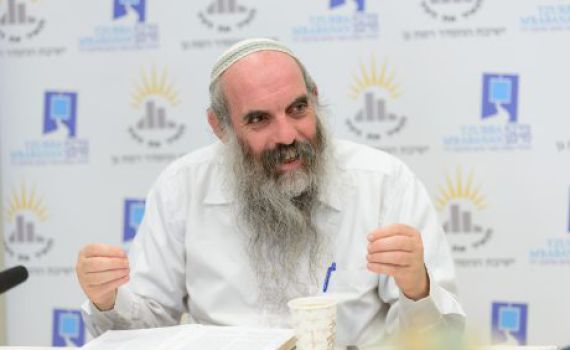 הרב שפירא:'הציונות הדתית עוברת תהליך של חילון'