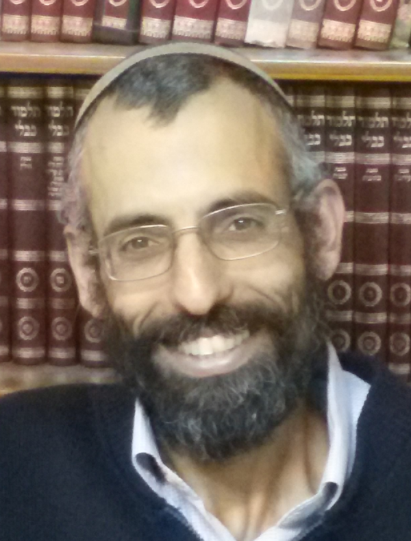 לדחוף את הנשים ללימוד תורה גברי – זהו הרס הנשיות