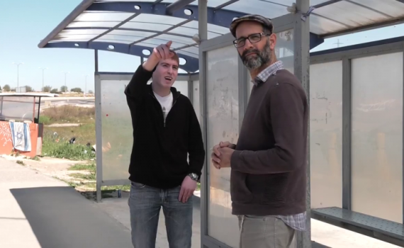 זוכרים ושרים: יוני גנוט לזכר החללים בצומת גוש עציון