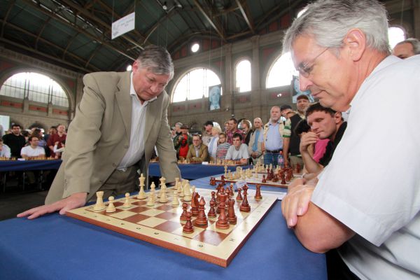 משחק המלכים: אלופי העולם בשחמט בירושלים