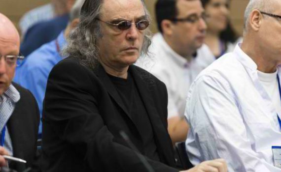 בשורות טובות: צביקה פיק בדרך לישראל