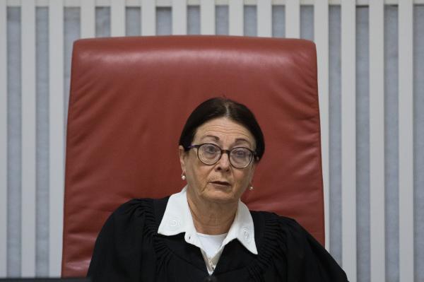 חיות: "אפשר לשחרר את האלוף, הוא לא נחוץ"