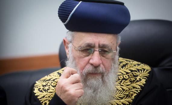 הרבנות נגד היועמ"ש: לא נקיים מבחני הסכמה לנשים