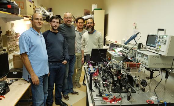 באיחוד האירופי חוקרים עם הלייזר של מכון לב