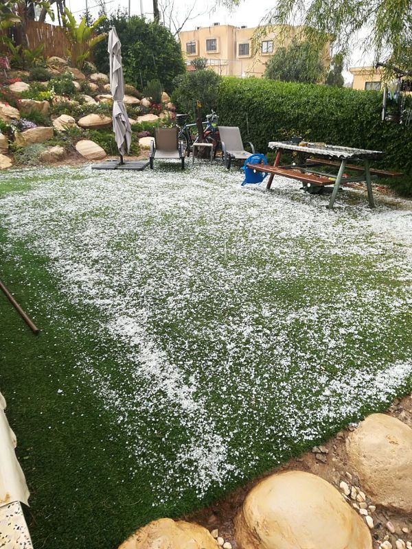 נכנסים לשיא הסופה; צפו בסופת ברד אימתנית בערד