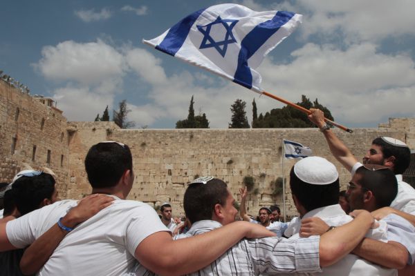 הרבנים הספרדים: אין ויכוח – אומרים הלל ביום העצמאות