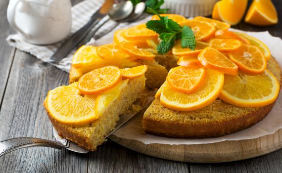 סוף עונת התפוזים: מתכון לעוגת שבת מנצחת