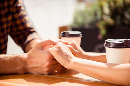 אחרי עשור של זוגיות: צמד השחקנים מפריד כוחות