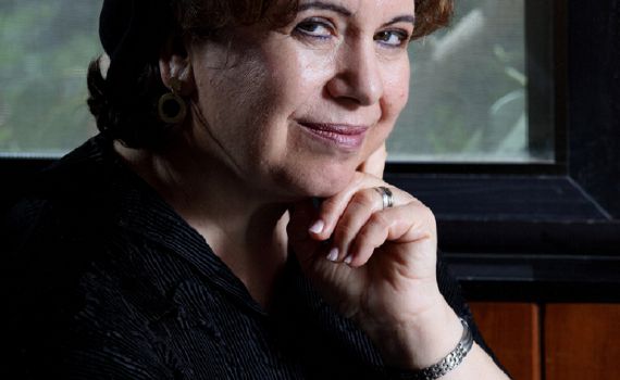 הסופרת הידועה שהצביעה ימינה חושפת את דעתה