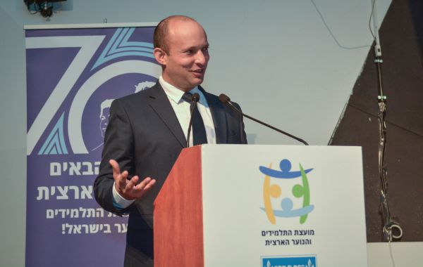 "בארבע מילים: הקם להורגך, השכם להורגו״