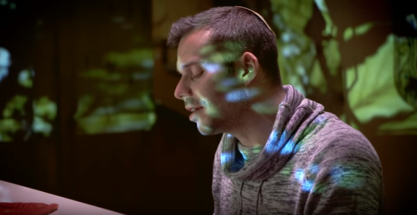 שווה להכיר: יוני כהן בסינגל בכורה מרגש• צפו