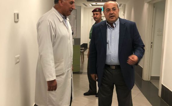 צפו: ח"כ טיבי ביקר את אבו מאזן ברמאללה