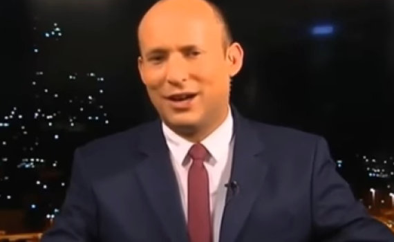 "תן לי לסיים משפט": בנט בראיון תוקפני ל-BBC. צפו