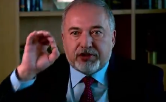 "לא מוכן להמשיך": השאלה שעצבנה את ליברמן. צפו