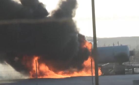 צפו: מחבלים מציתים את מעבר כרם שלום