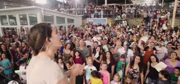 קולולם במזרחית: 2,000 איש עושים עומר אדם•צפו