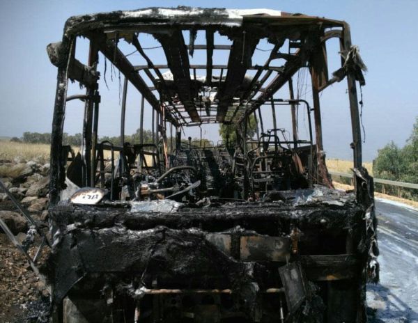 נמנע אסון כבד: אוטובוס של תלמידי ישיבה תיכונית נשרף