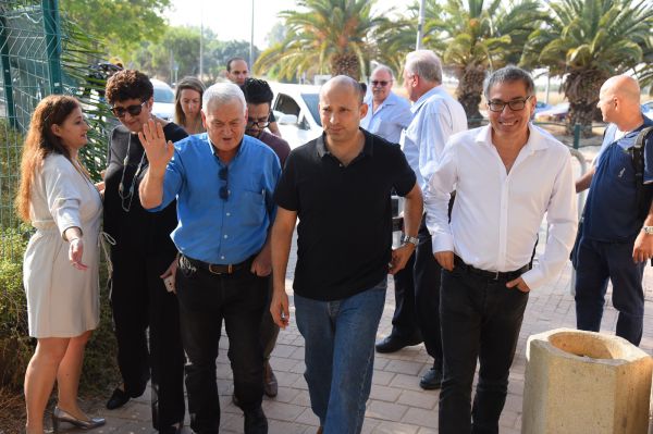 "המוח- איראני, והידיים- ידי חמאס"