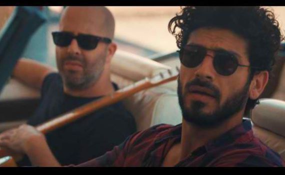 מפתיע: הקריירה החדשה של אביב אלוש•צפו